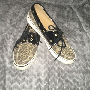 Cheetah print sperry